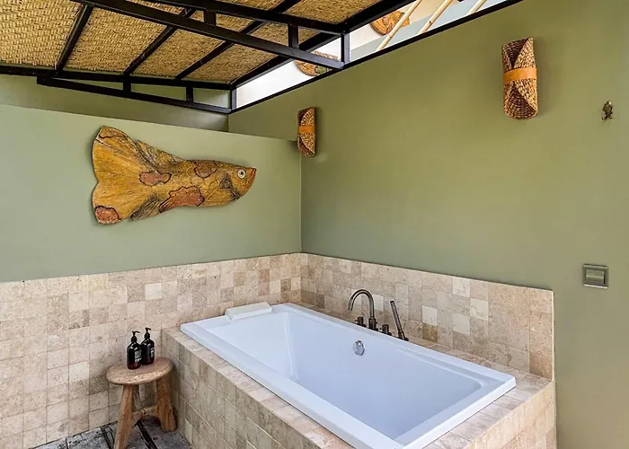 Ferienhaus New 4br Peaceful Garden And Rooftop